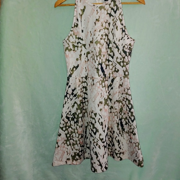 EUC Mossimo Scuba Fit & Flare Dress - Picture 1 of 4